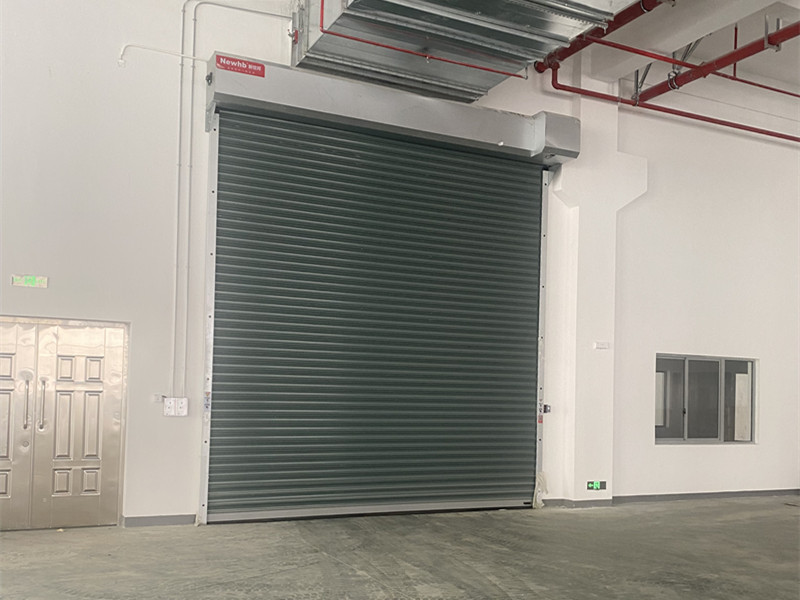 鋼質（zhì）卷簾門