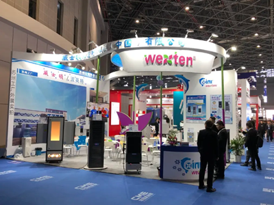 PVC快速卷簾門走進威士頓精（jīng）密製冷機械(中國（guó）)有限公司