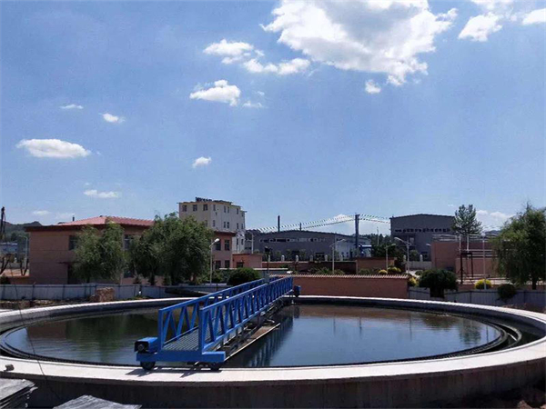 中心傳動刮吸泥機