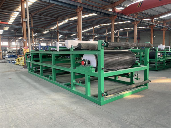 真空帶式過濾機 (1).jpg