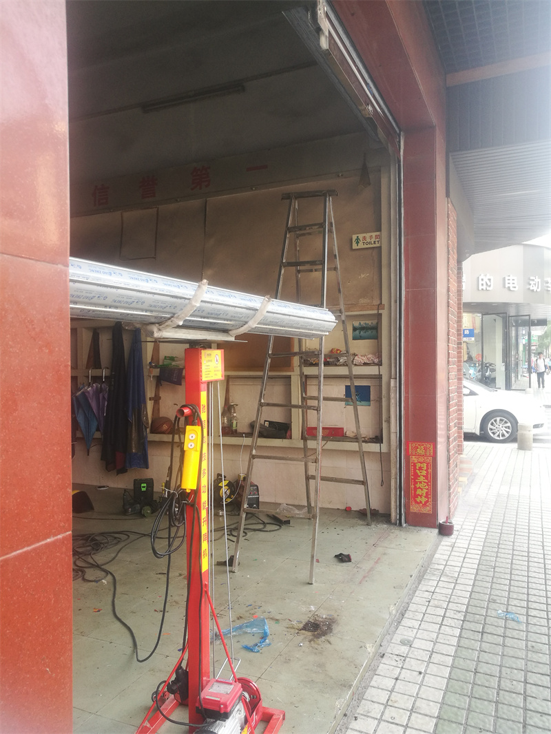 不鏽鋼卷閘門現場安裝圖片（piàn）