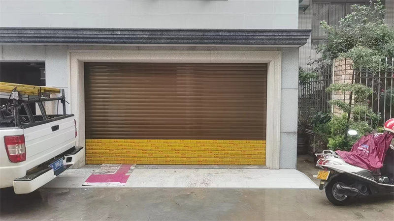 雙層鋁合金卷閘（zhá）門 (8)