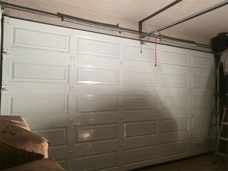 翻板車（chē）庫門內部