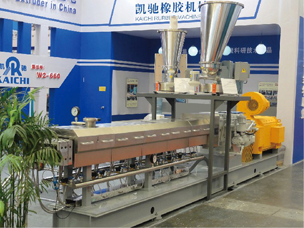 雙(shuāng)螺(luó)杆擠出出片機 雙螺杆擠出出片機