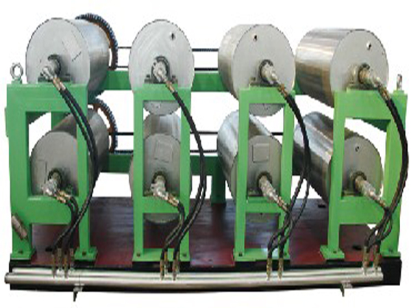 輥筒式膠(jiāo)片冷卻機 輥筒式膠片冷卻機(jī)