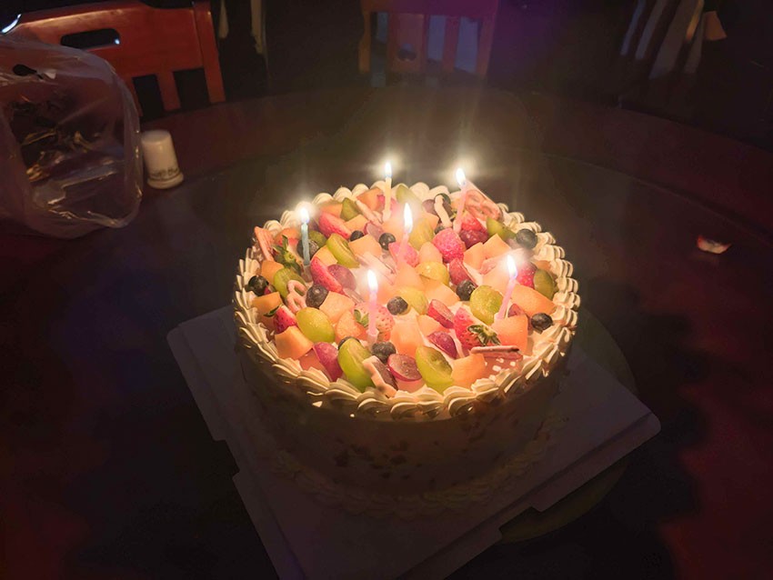 公司(sī)每月生日晚會